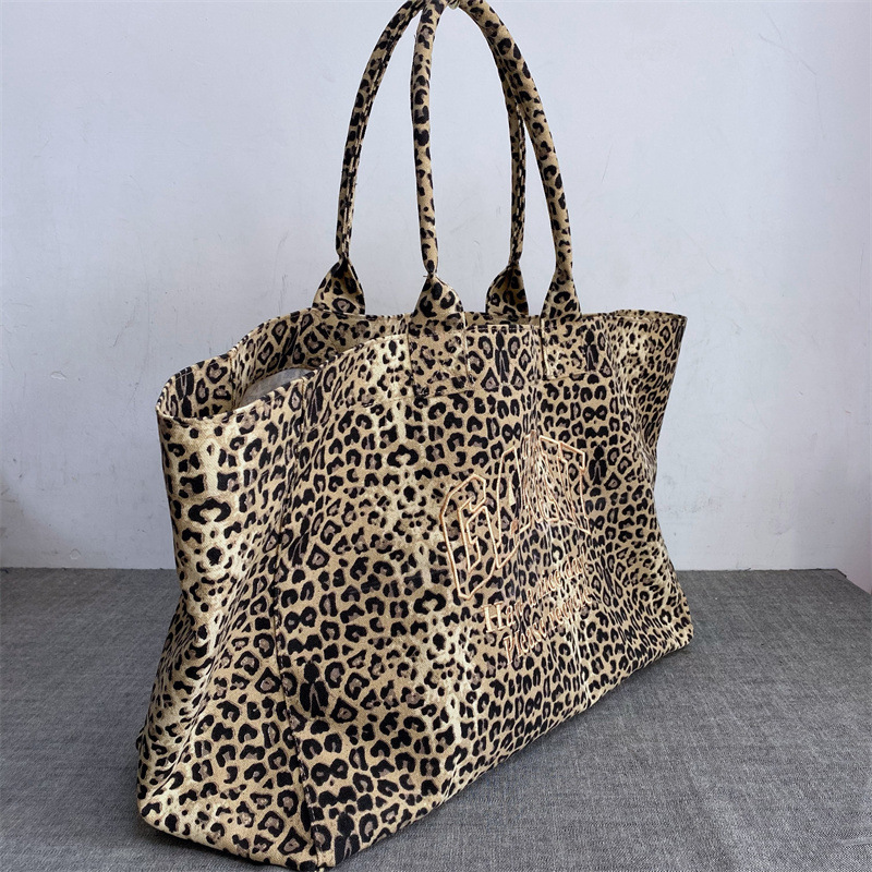 Unisex Leopard Print Embroider - Shopper Tote Canvas ulasan dan harga