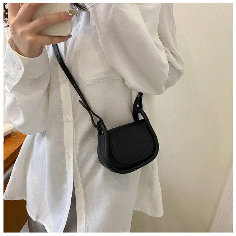 Candy Color Fashion PU Leather - Saddle Bag Leather ulasan dan harga